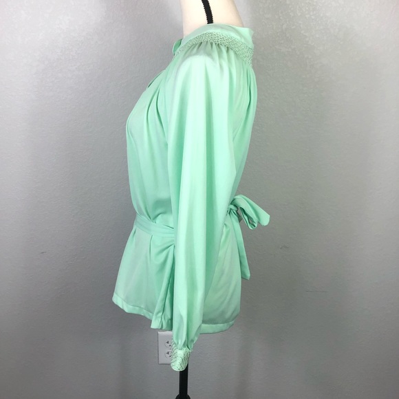 Vintage 1970’s Smocked Blouse - Picture 4 of 9